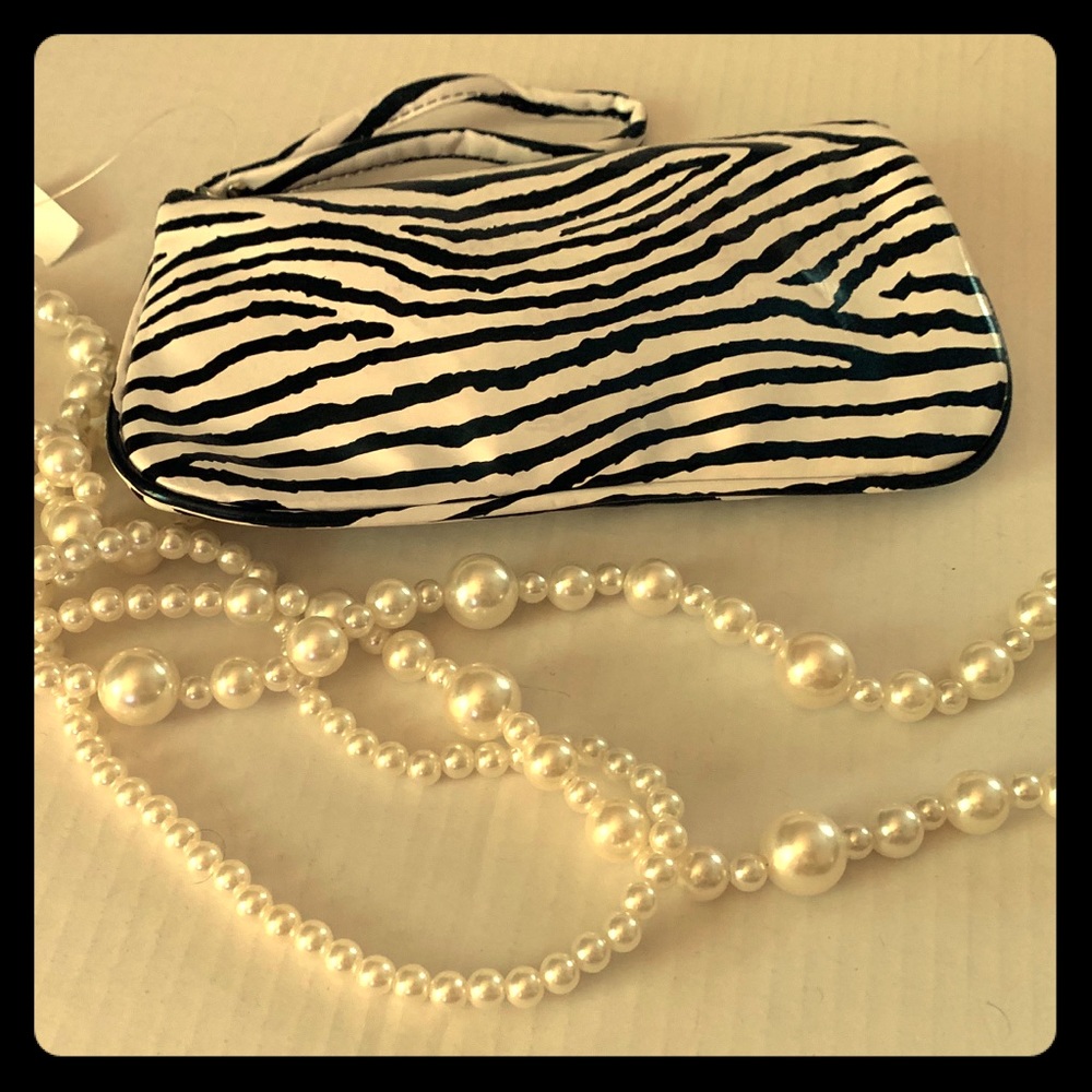 Wristlet